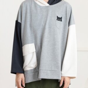 覗きネコ 刺繍ポケット付きプルパーカー