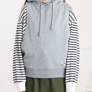 フード付きベスト たき火ネコ刺繍