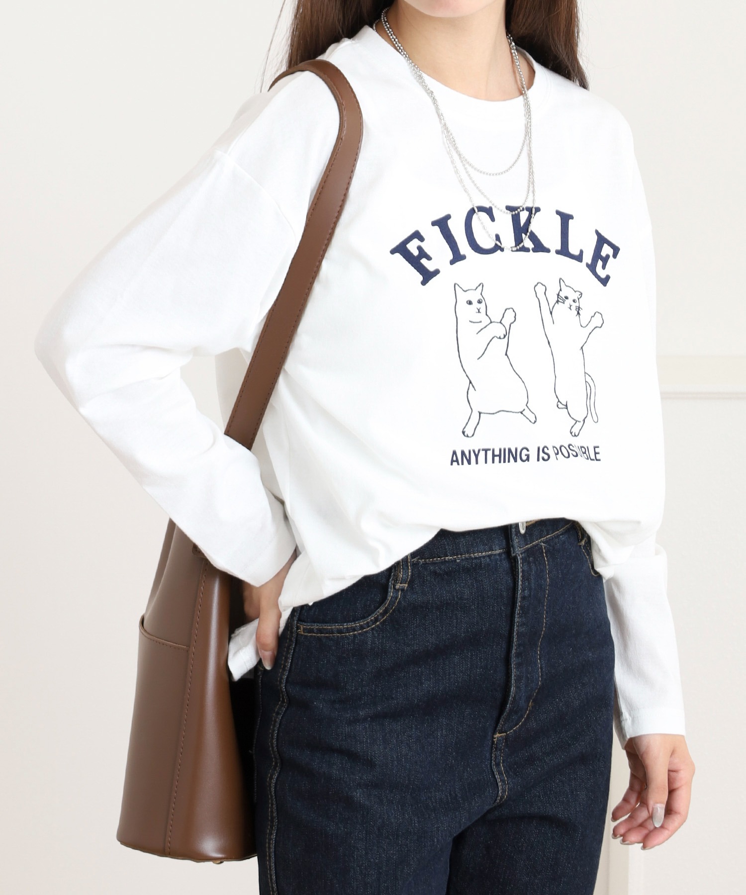 プリント+刺繍 長袖Tシャツ - 画像 (2)