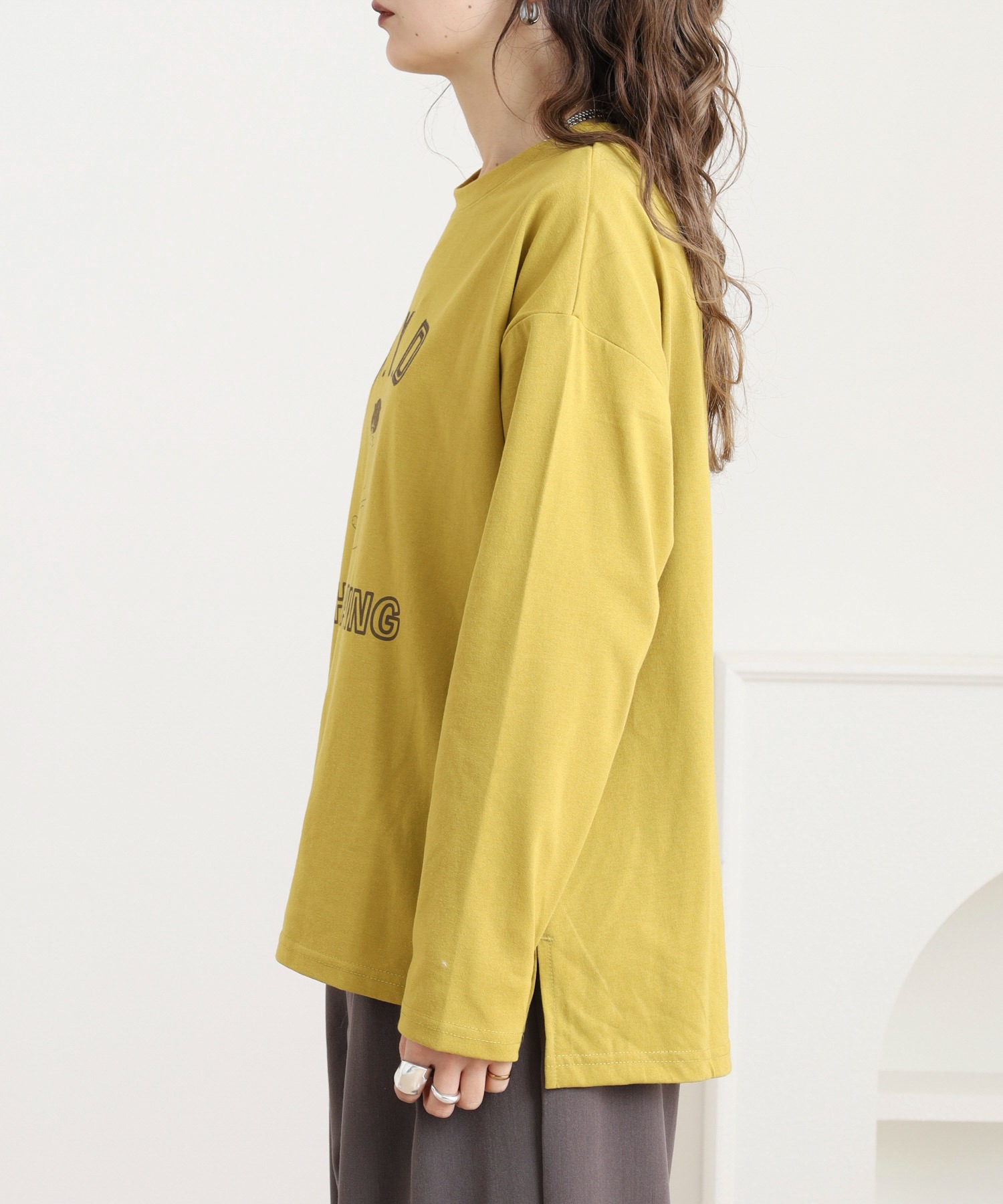 プリント+刺繍 長袖Tシャツ - 画像 (10)