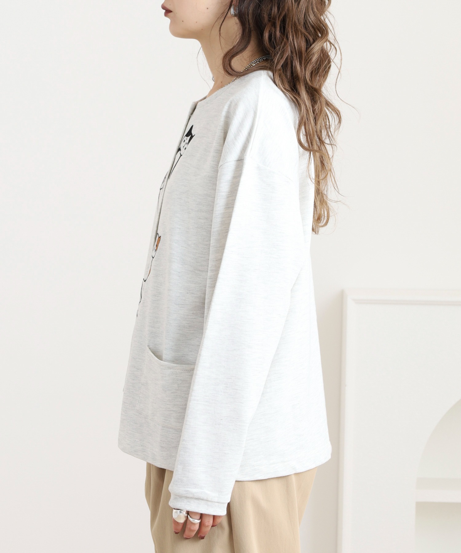 ひょっこりネコ 前立て刺繍カーディガン - 画像 (11)