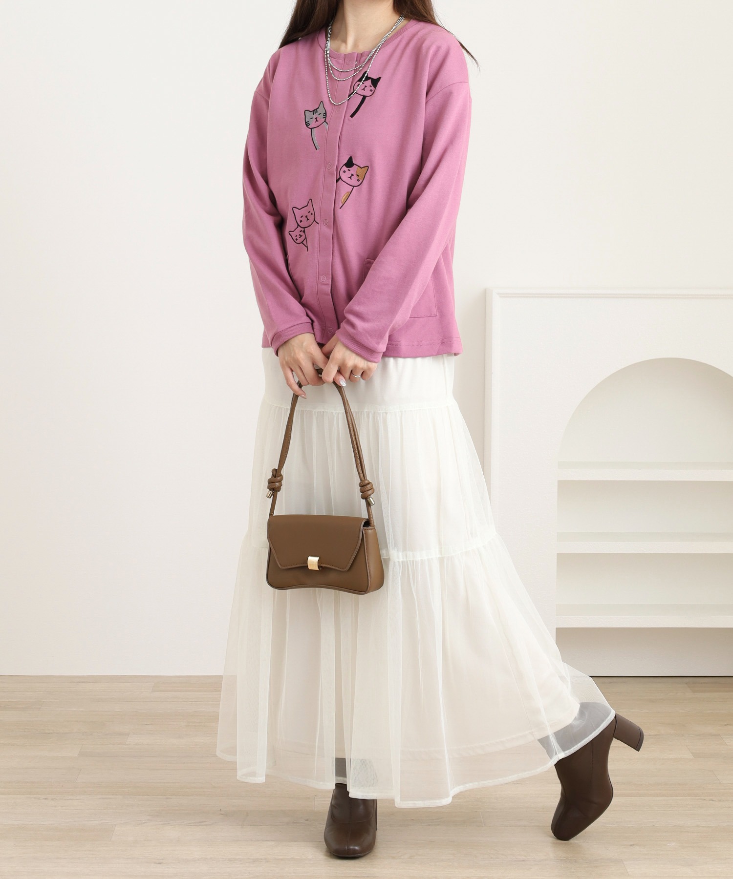 ひょっこりネコ 前立て刺繍カーディガン - 画像 (7)