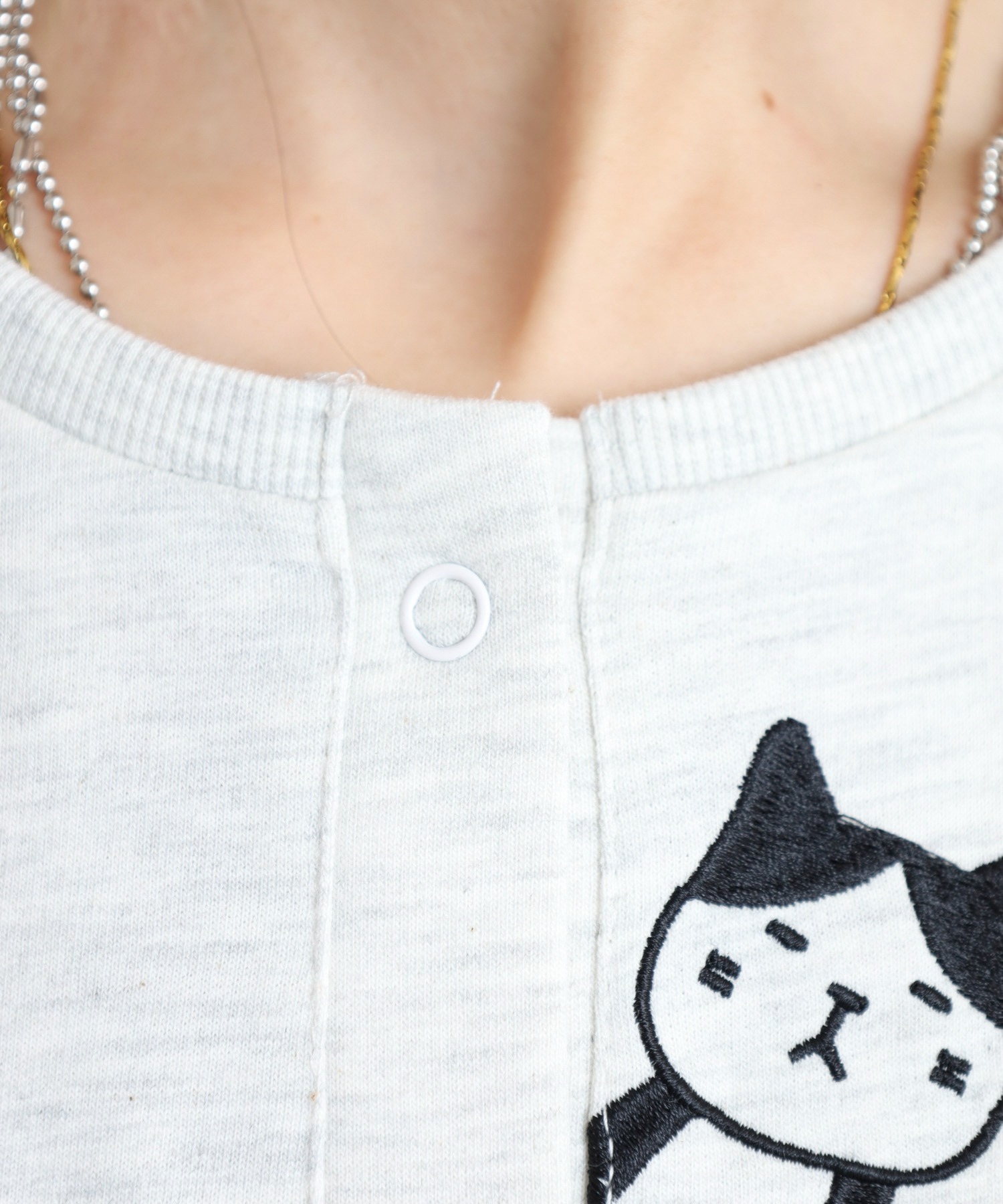 ひょっこりネコ 前立て刺繍カーディガン - 画像 (10)