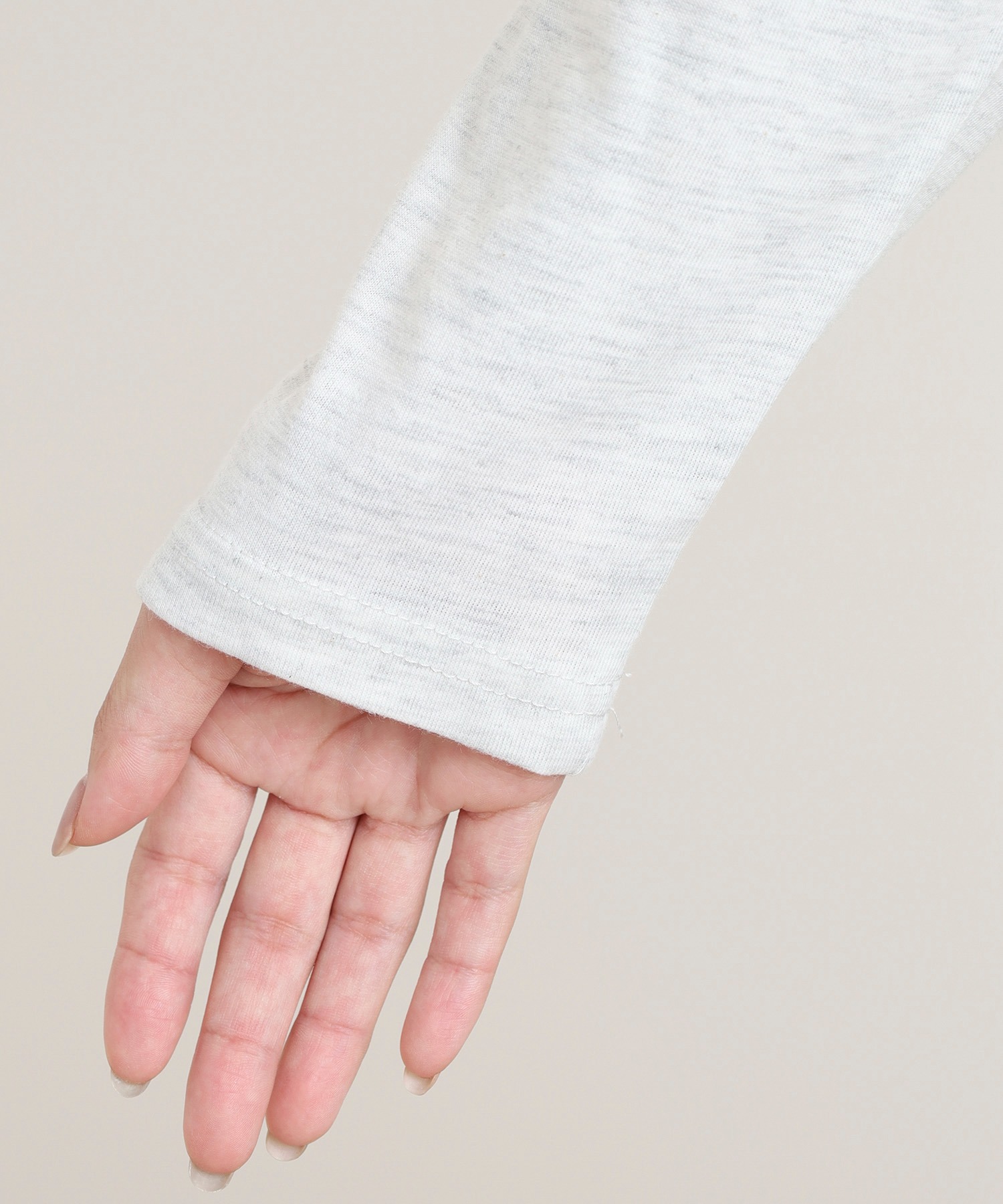 プリント+刺繍 長袖Tシャツ - 画像 (9)