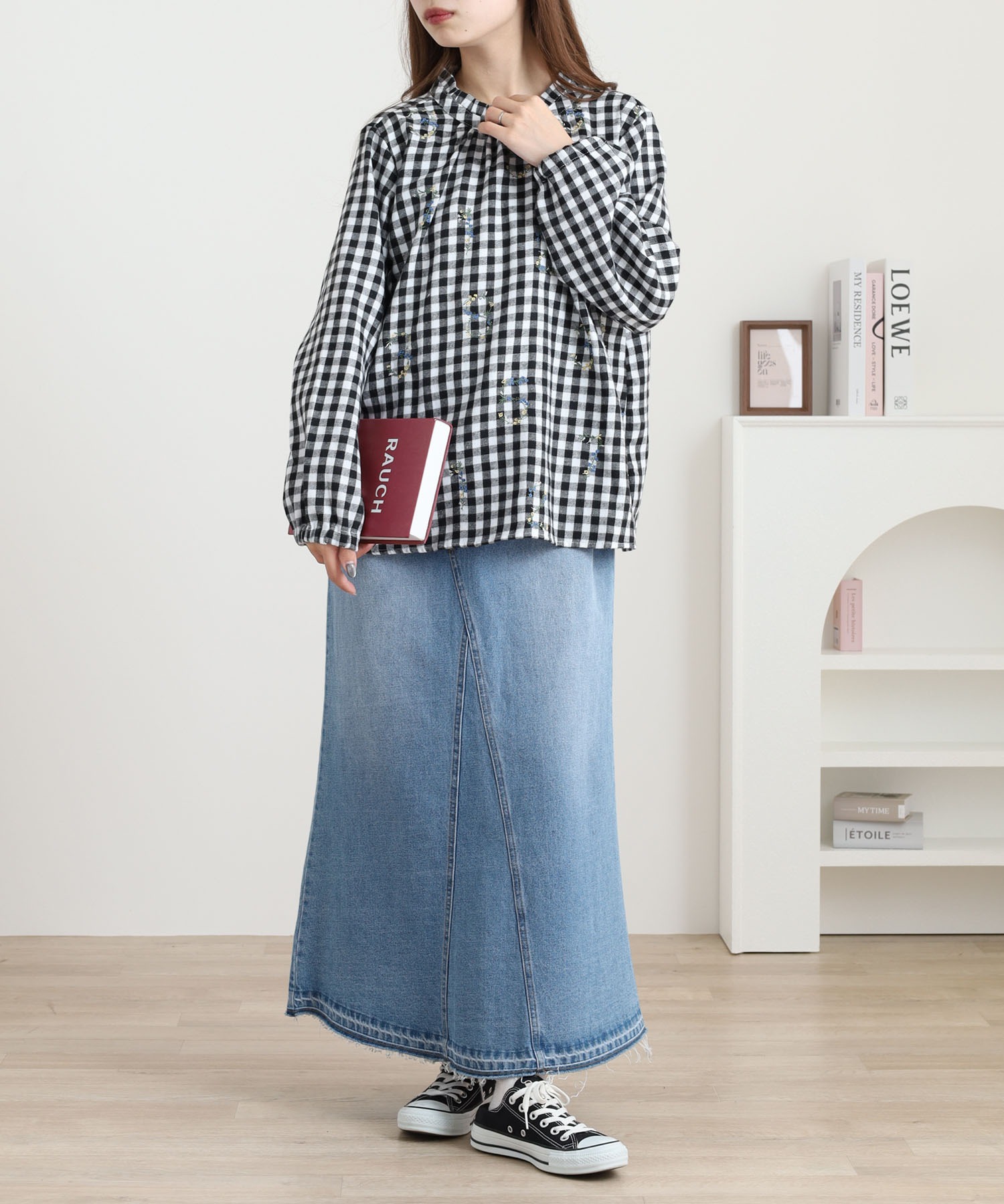 数字花刺繍フリルブラウス - 画像 (7)