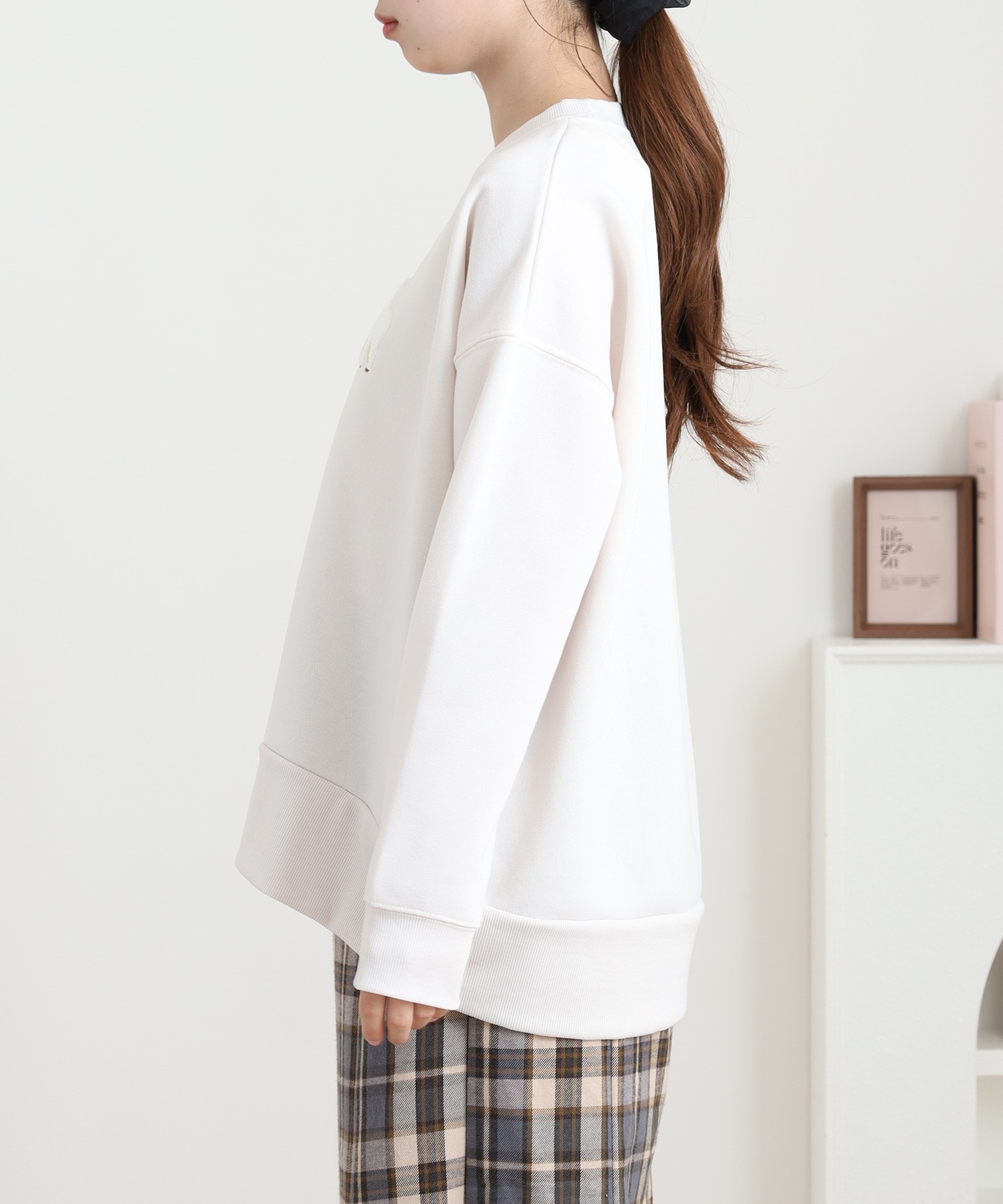 ワンポイントサガラ刺繍クルーネックプルオーバー 長袖 ねこ - 画像 (8)