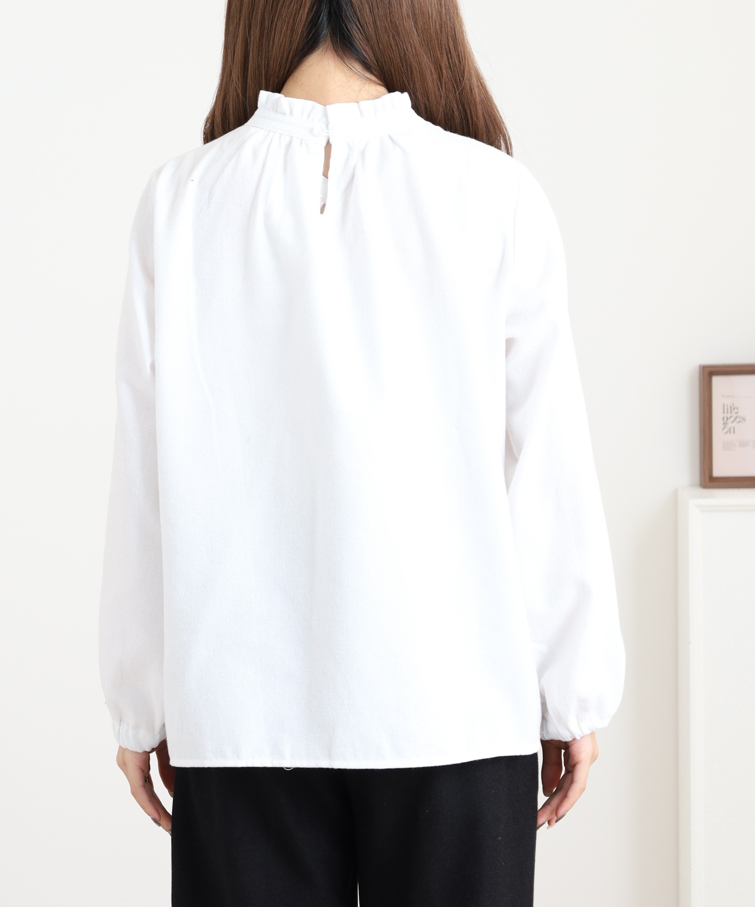 数字花刺繍フリルブラウス - 画像 (9)