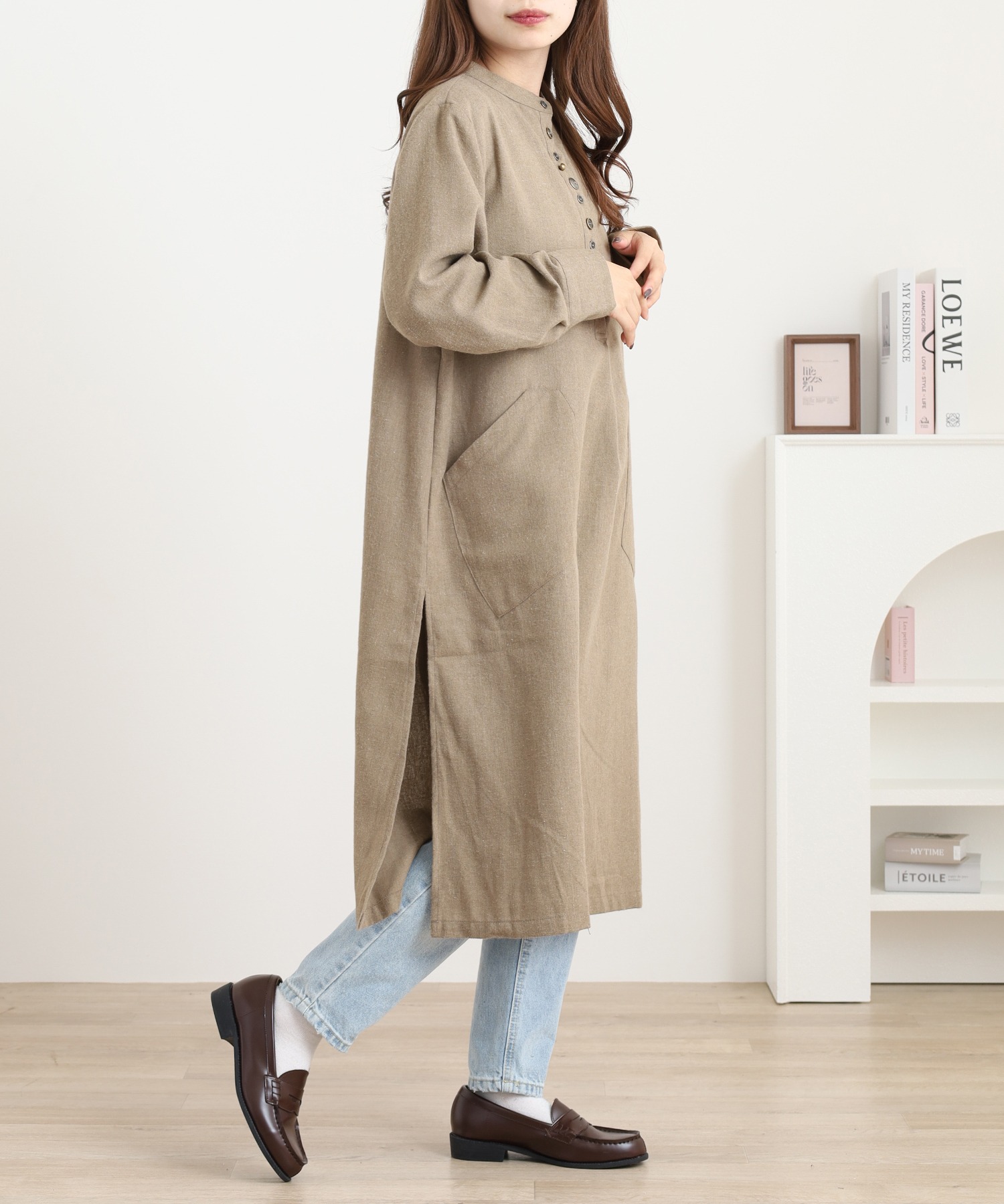 刺繍入多釦ワンピース - 画像 (2)