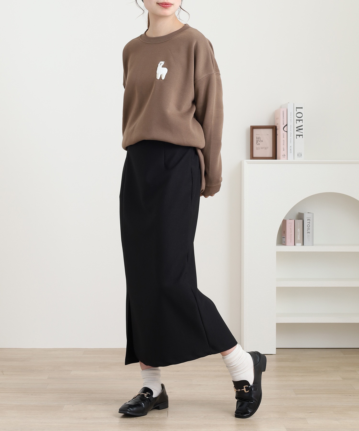 ワンポイントサガラ刺繍クルーネックプルオーバー 長袖 アルパカ - 画像 (5)