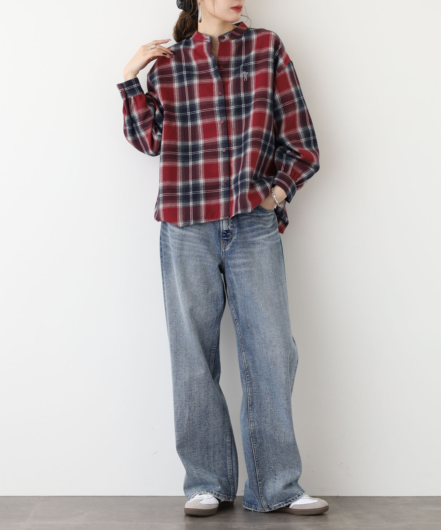 ゴルフネコ刺繍ブラウス - 画像 (5)