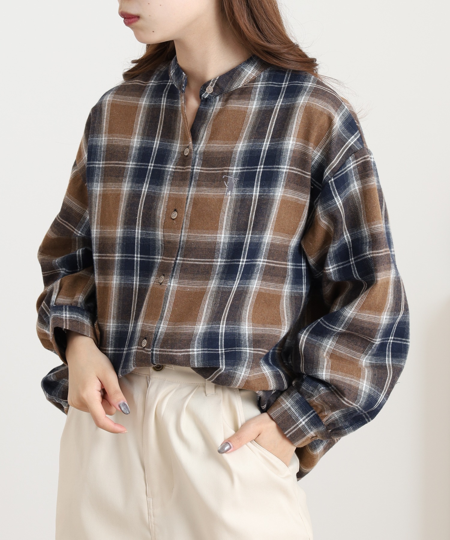 ゴルフネコ刺繍ブラウス - 画像 (6)